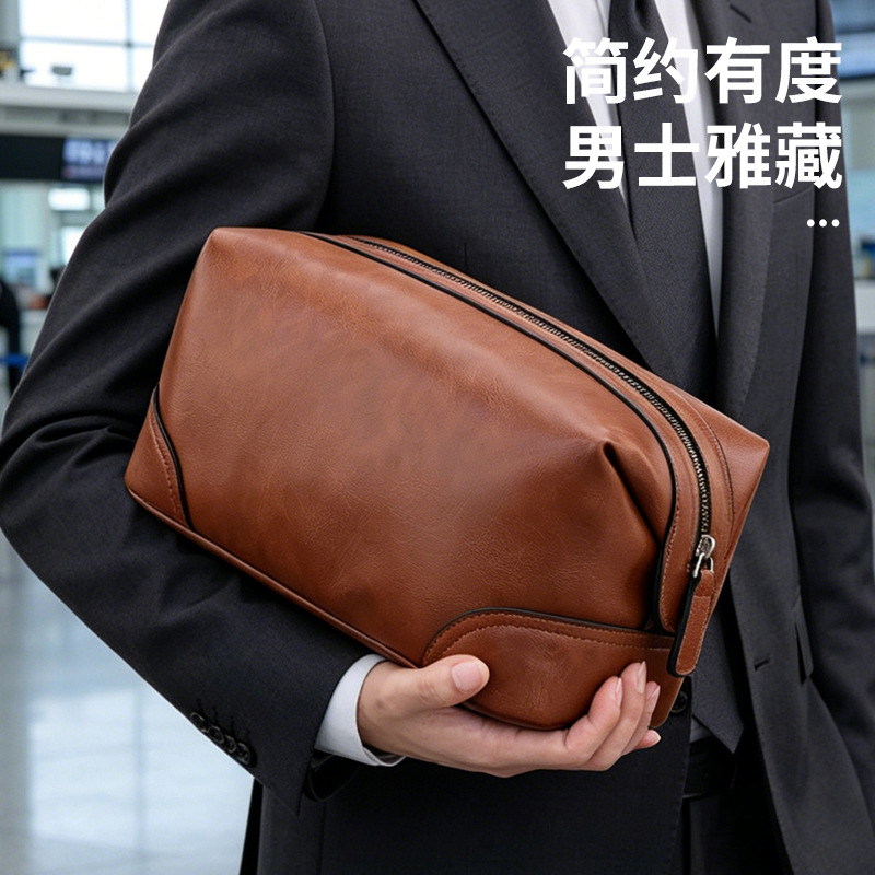 Borsa da Toilette Portatile di - Luxury Skincare Men recensione e prezzo